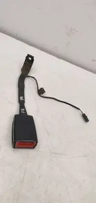Volkswagen PASSAT B6 Front seatbelt buckle 1K3857755P
