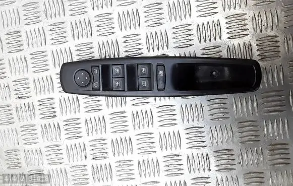 Renault Megane III Electric window control switch 809610016R