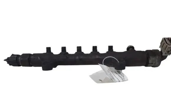 Toyota Avensis T270 Fuel main line pipe