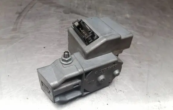 Steering wheel lock
