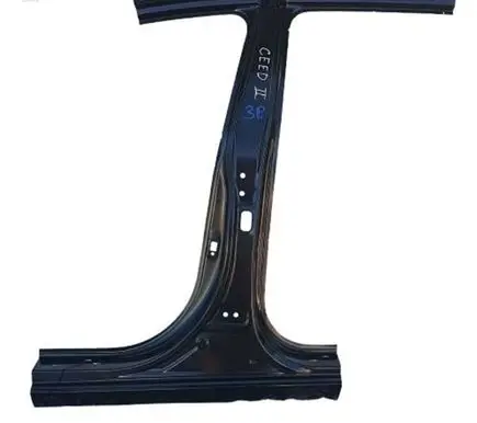 KIA Ceed Pillar (middle) 