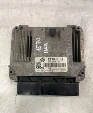 Volkswagen Golf Plus Engine control unit/module 03G906021KQ 1039S17174 0281013233