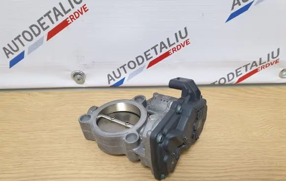 BMW 2 F22 F23 Throttle valve 7618838 13547618838 A2C80221400