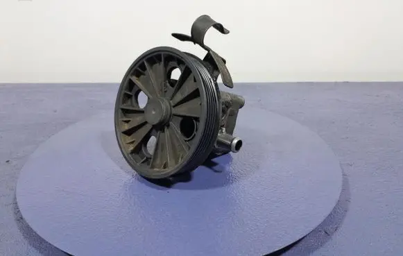 Volvo S60 Power steering pump 9485757