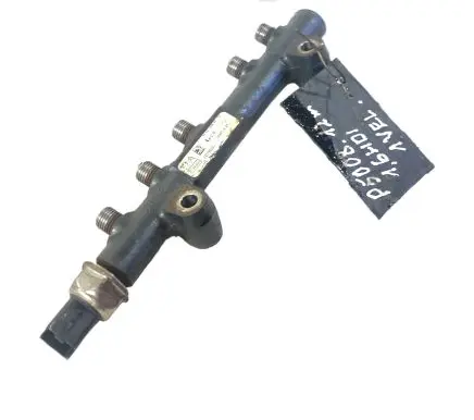 Peugeot 5008 Fuel main line pipe 9684753080 121780231 28497Z01