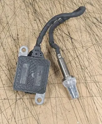 Mercedes-Benz E W213 Lambda probe sensor A0009053009
