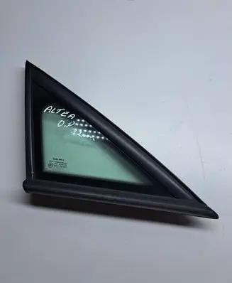 Seat Altea XL Front triangle window/glass 43R001057 DOT27M23100AS2