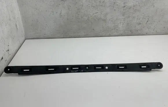 Audi A8 S8 D4 4H Rear bumper mounting bracket 4H0807483