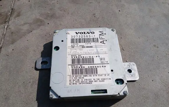 Volvo V50 Head unit multimedia control 30732565