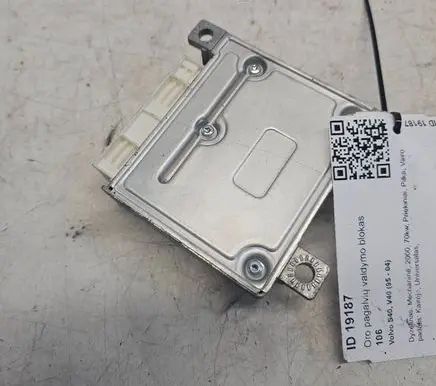 Volvo S40, V40 Airbag control unit/module 30613498A