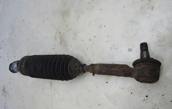 Suzuki SX4 S-Cross Steering tie rod KRIS235789