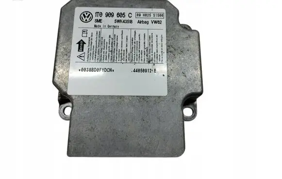 Volkswagen Touran I Airbag control unit/module 1T0909605C