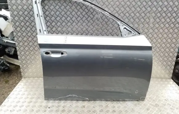 Skoda Kamiq Front door
