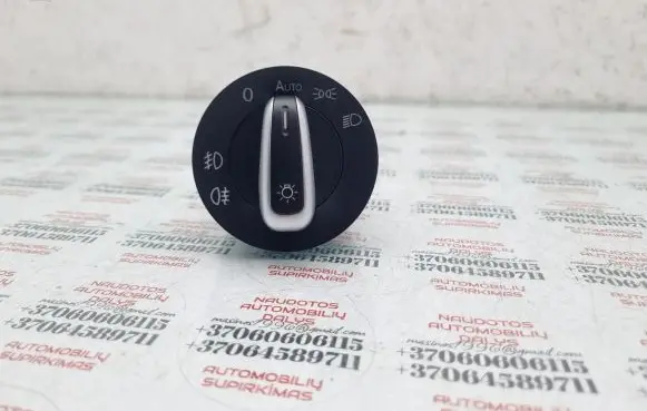 Volkswagen PASSAT CC Light switch