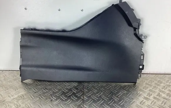 Lexus CT 200H Centre console side trim rear 5881176010