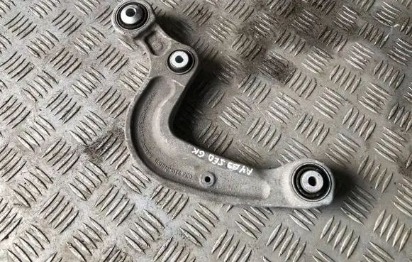 Rear control arm