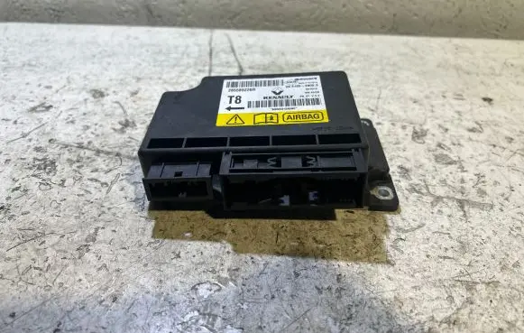Renault Megane III Airbag control unit/module 285585226R 28410028003 80W0G12A5NC