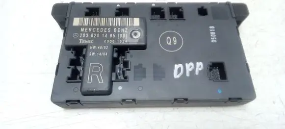 Mercedes-Benz C W203 Door control unit/module 2038201485