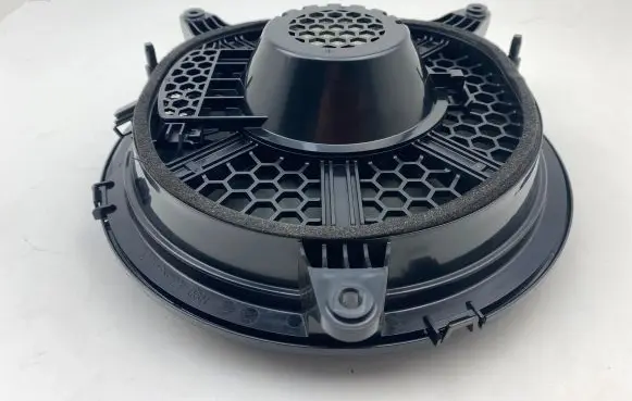 Audi A3 S3 8V Subwoofer speaker 8V0035412B 67841 KW251600