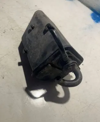 Active carbon filter fuel vapour canister