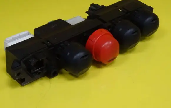 Fiat Seicento/600 Hazard light switch C497