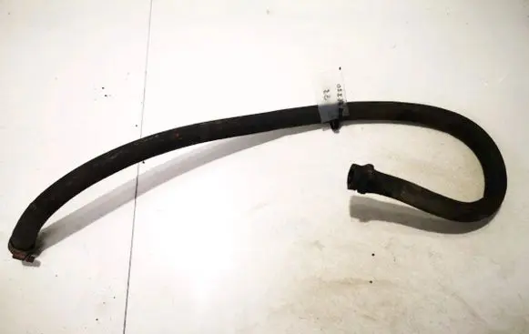 Volkswagen PASSAT B5 Engine coolant pipe/hose