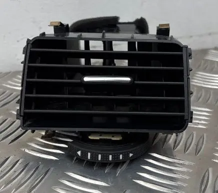 Volkswagen Touareg II Dashboard air vent grill cover trim 7P1819704