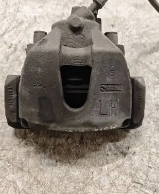 Volvo V40 Front brake caliper 31341487