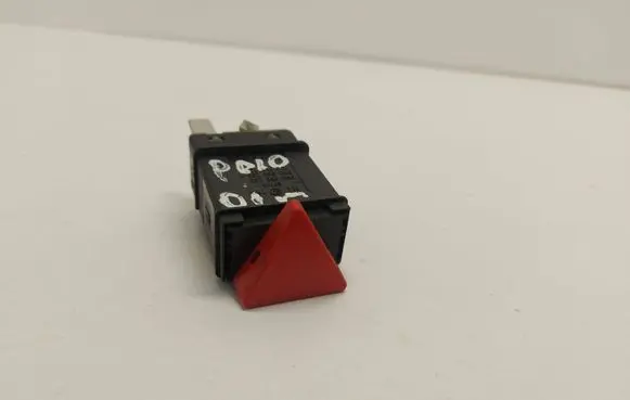 Volkswagen Polo III 6N 6N2 6NF Hazard light switch 6N0953235A 7D0953233 6N0953235