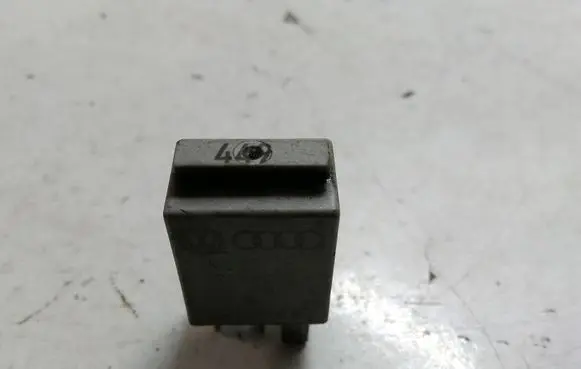 Volkswagen Golf VI Other relay 1K0951253