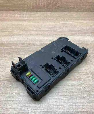 BMW 1 F20 F21 Comfort/convenience module 9329703 A2C30450317