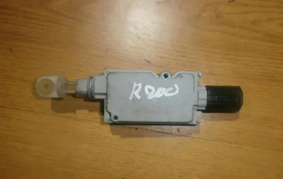 Rover 214 - 216 - 220 Central locking motor fud100610
