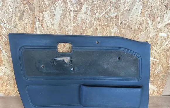BMW 5 E28 Other front door trim element 