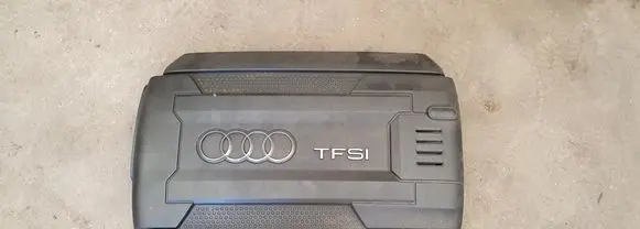 Audi TT TTS RS Mk3 8S Engine cover (trim) 06K103925BE 06K103925K