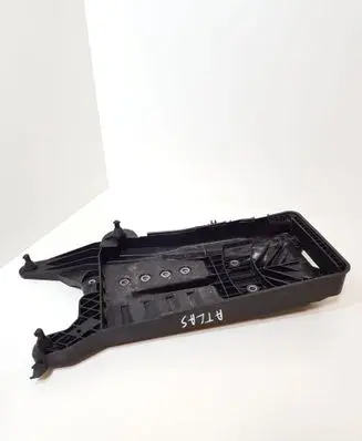 Volkswagen Atlas Cross Sport Battery tray 3QF915331