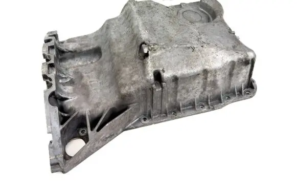 Volkswagen PASSAT B5 Oil sump 071103603