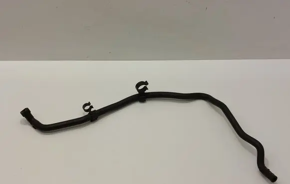 Volkswagen PASSAT B6 Fuel injector supply line/pipe 3C0133366T