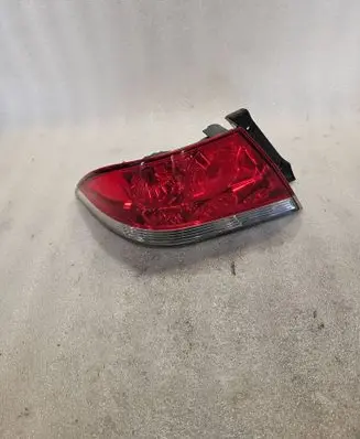 Mitsubishi Lancer Rear/tail lights P3101L
