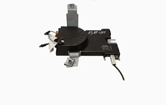 Audi A3 S3 8P Antenna control unit 8P4035225D