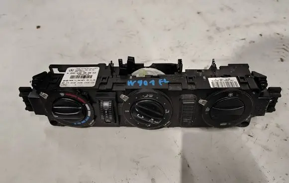 Mercedes-Benz Sprinter W901 W902 W903 W904 Climate control/heater control trim A0004463628KZ