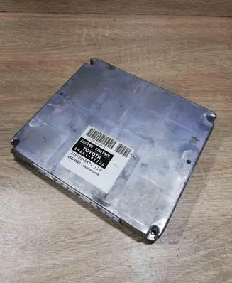 Toyota Prius (XW20) Engine control unit/module ECU 8966147120 2751005471