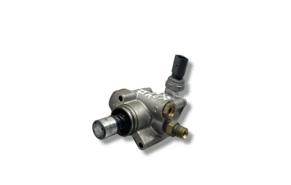 Audi A4 S4 B7 8E 8H Fuel injection high pressure pump BGB