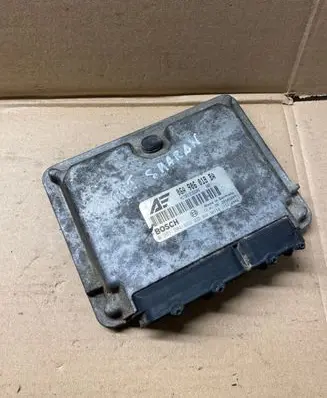 Volkswagen Sharan Engine control unit/module 06A906018BA 26SA5224 0261204683