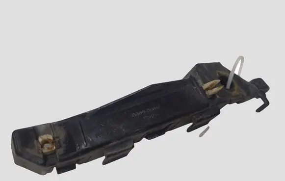 Hyundai Santa Fe Front bumper mounting bracket 865162B000