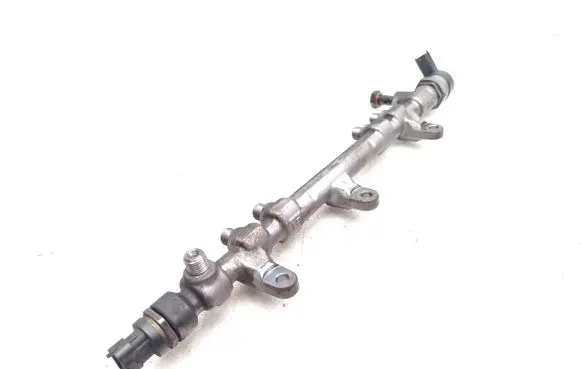 Hyundai ix35 Fuel main line pipe 31400-2F000 0445214211