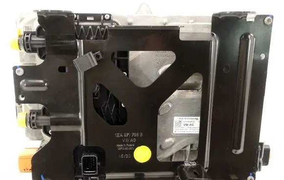 Volkswagen ID.3 Battery charger (optional) 1EA915684BC LS9R