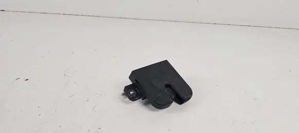 Tailgate/trunk/boot lock/catch/latch