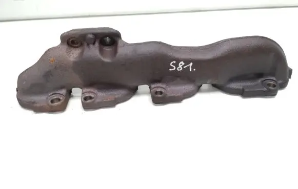 Opel Insignia A Exhaust manifold 55565985 428702815