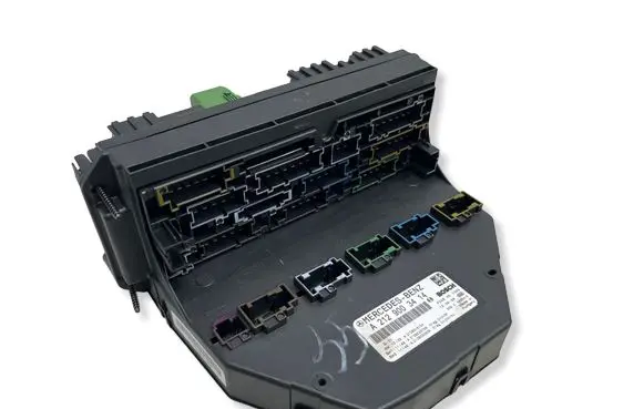 Mercedes-Benz C W204 SAM control unit A2129003414