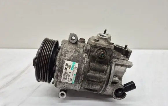 Volkswagen Golf V Air conditioning (A/C) compressor (pump) 1K0820859F